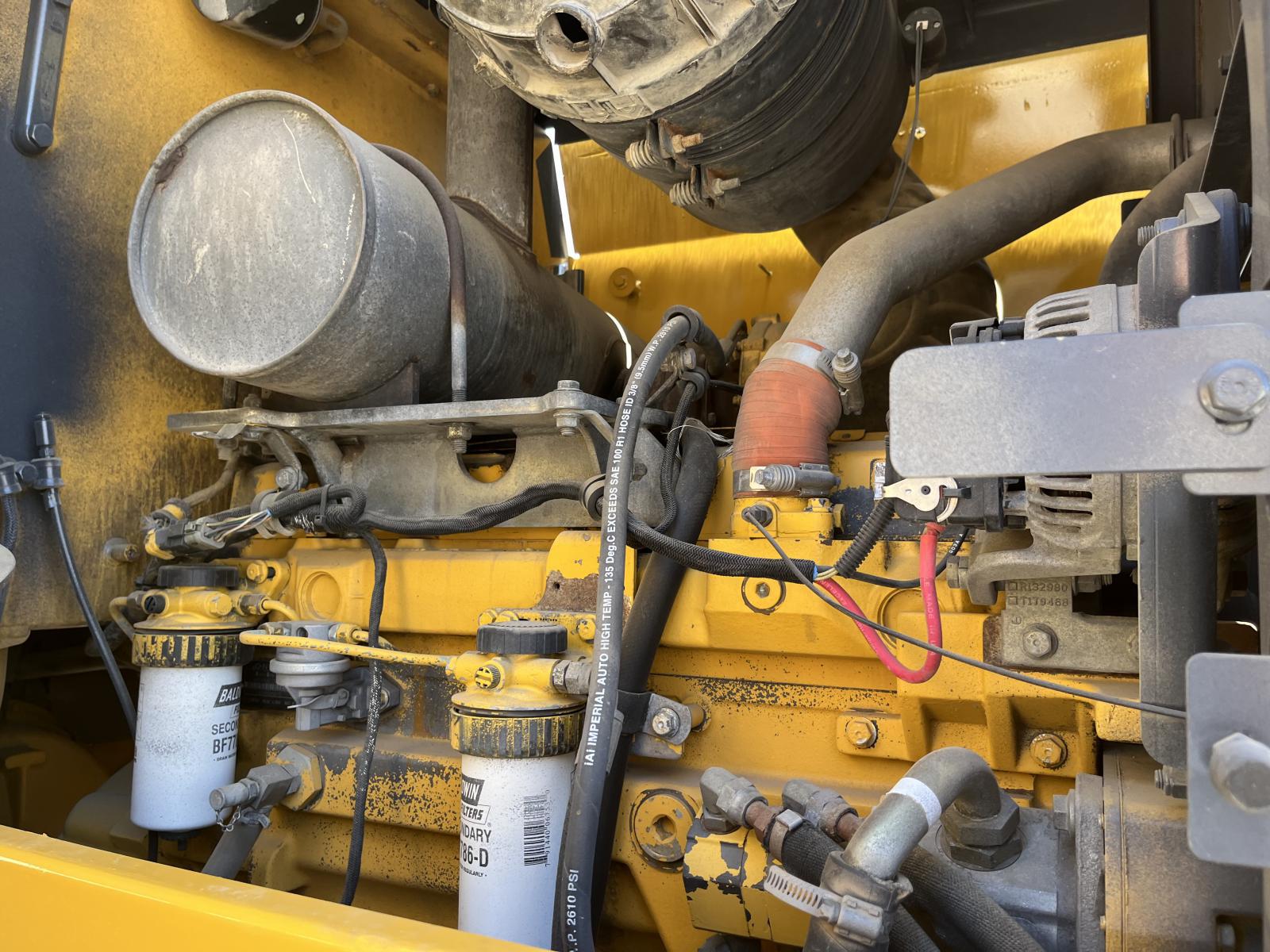 ./imagenes/INVOICE/2019/17009/CARGADOR FRONTAL JOHN DEERE 544J POWERLLEL  (2).JPG